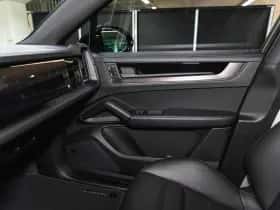Porsche Cayenne (2026) thumbnail 60
