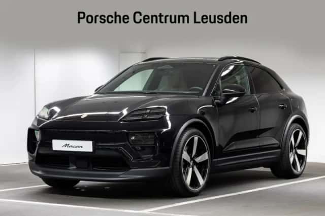 Porsche Macan (2026) thumbnail 1