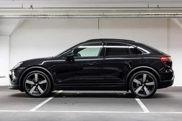 Porsche Macan (2026) thumbnail 2