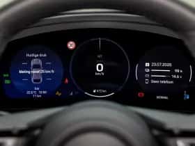 Porsche Macan (2026) thumbnail 33