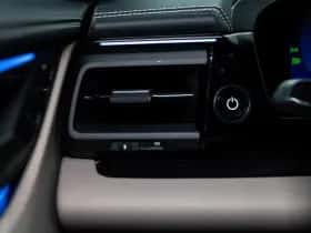Porsche Macan (2026) thumbnail 34