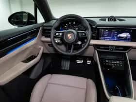 Porsche Macan (2026) thumbnail 51