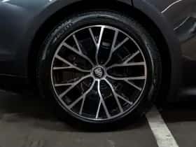 Porsche Taycan (2021) thumbnail 11