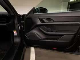 Porsche Taycan (2021) thumbnail 38