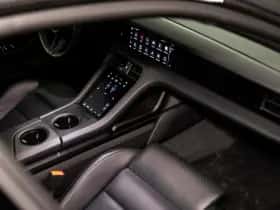 Porsche Taycan (2021) thumbnail 39
