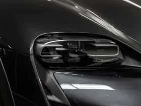 Porsche Taycan (2021) thumbnail 9