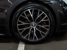 Porsche Taycan (2021) thumbnail 10