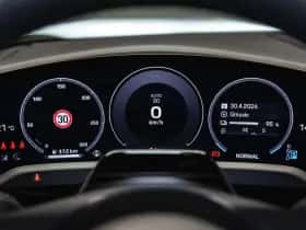 Porsche Taycan (2026) thumbnail 28
