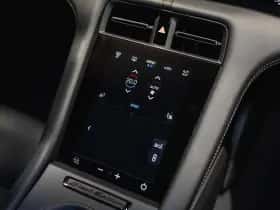 Porsche Taycan (2026) thumbnail 38