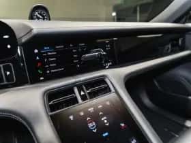 Porsche Taycan (2026) thumbnail 40