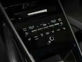 Porsche Cayenne (2024) thumbnail 44