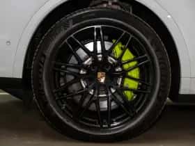 Porsche Cayenne (2024) thumbnail 17