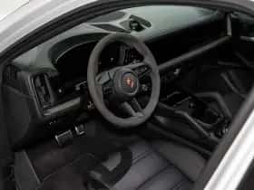 Porsche Cayenne (2024) thumbnail 25