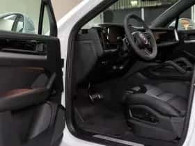 Porsche Cayenne (2024) thumbnail 26