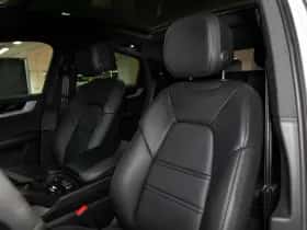 Porsche Cayenne (2024) thumbnail 28