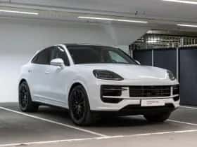 Porsche Cayenne (2024) thumbnail 5