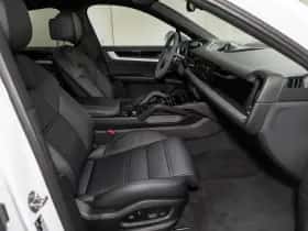 Porsche Cayenne (2024) thumbnail 56