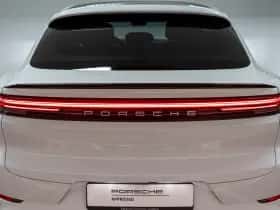 Porsche Cayenne (2024) thumbnail 9