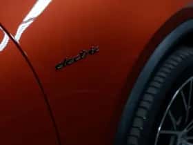 Porsche Macan (2025) thumbnail 12