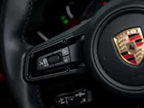 Porsche Macan (2025) thumbnail 24