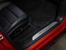 Porsche Macan (2025) thumbnail 39