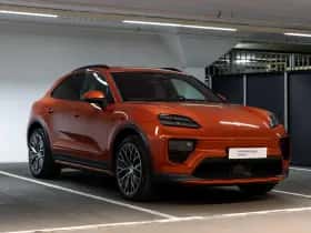 Porsche Macan (2025) thumbnail 5