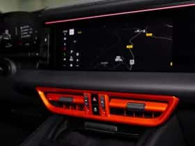 Porsche Macan (2025) thumbnail 44
