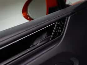 Porsche Macan (2025) thumbnail 54