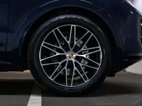 Porsche Cayenne (2024) thumbnail 14