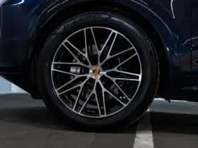 Porsche Cayenne (2024) thumbnail 17