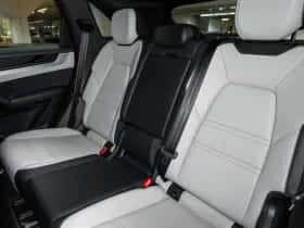 Porsche Cayenne (2024) thumbnail 37