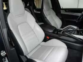 Porsche Cayenne (2024) thumbnail 48