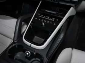 Porsche Cayenne (2024) thumbnail 51