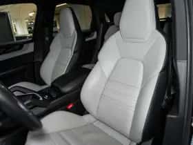 Porsche Cayenne (2024) thumbnail 60