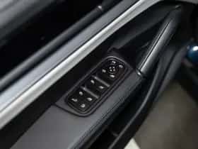 Porsche Cayenne (2024) thumbnail 63