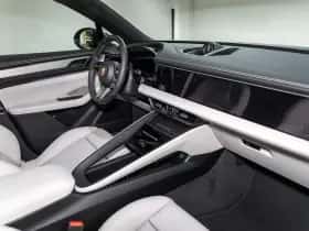 Porsche Macan (2026) thumbnail 18