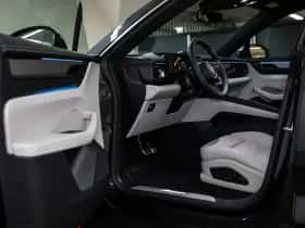 Porsche Macan (2026) thumbnail 32