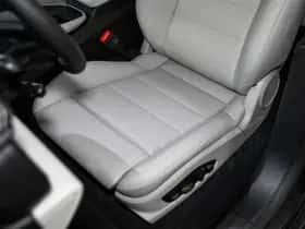Porsche Macan (2026) thumbnail 33