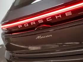 Porsche Macan (2026) thumbnail 10