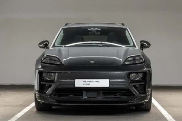 Porsche Macan (2025) thumbnail 4