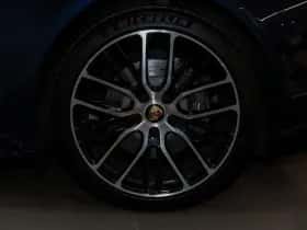 Porsche Panamera (2022) thumbnail 16