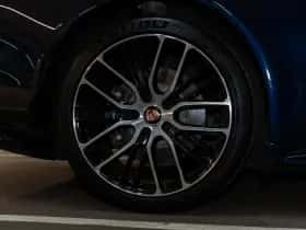 Porsche Panamera (2022) thumbnail 18