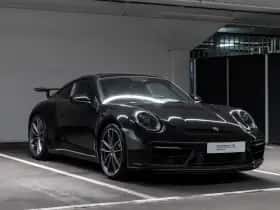 Porsche 911 (2021) thumbnail 5
