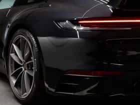 Porsche 911 (2021) thumbnail 10