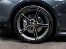 Porsche Taycan (2022) thumbnail 13