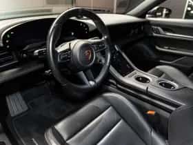 Porsche Taycan (2022) thumbnail 15