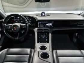 Porsche Taycan (2022) thumbnail 18