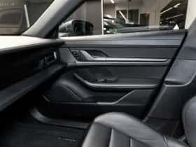Porsche Taycan (2022) thumbnail 38