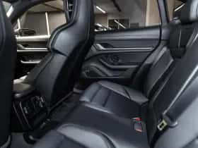 Porsche Taycan (2022) thumbnail 39