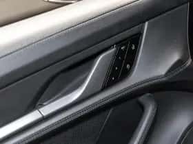 Porsche Taycan (2022) thumbnail 49